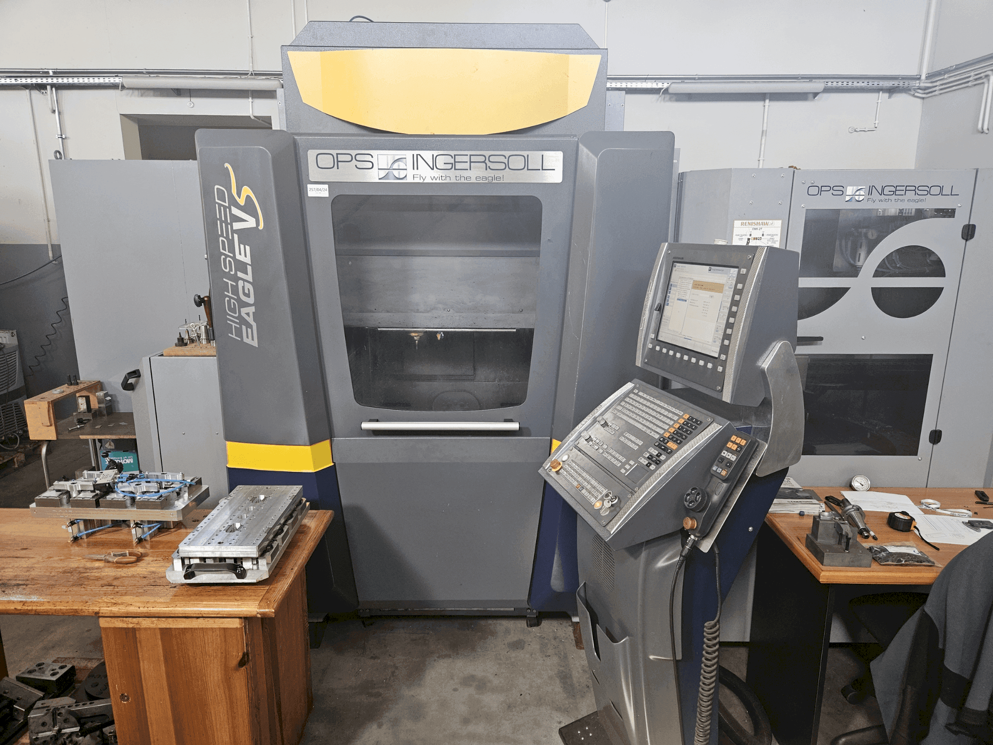Frontansicht der OPS INGERSOLL HIGH SPEED Eagle V5 Maschine