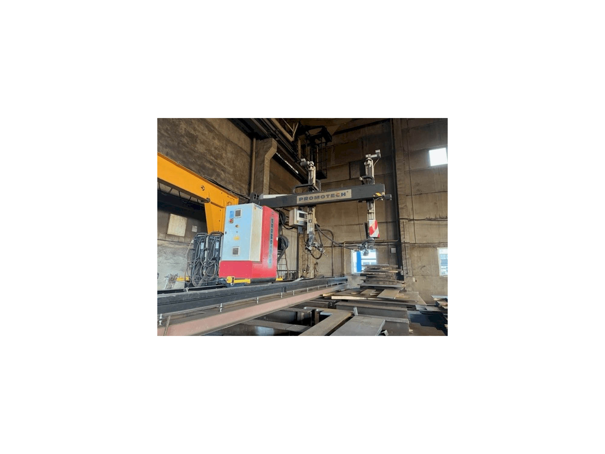 Frontansicht der Promotec WA 500/1000 GMAW Maschine