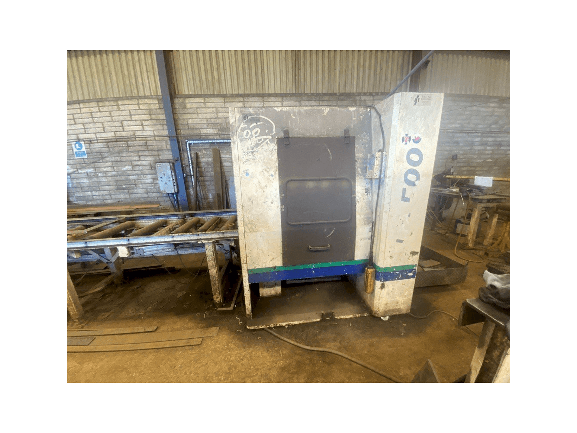 Frontansicht der GEKA ALFA 500/150 Maschine