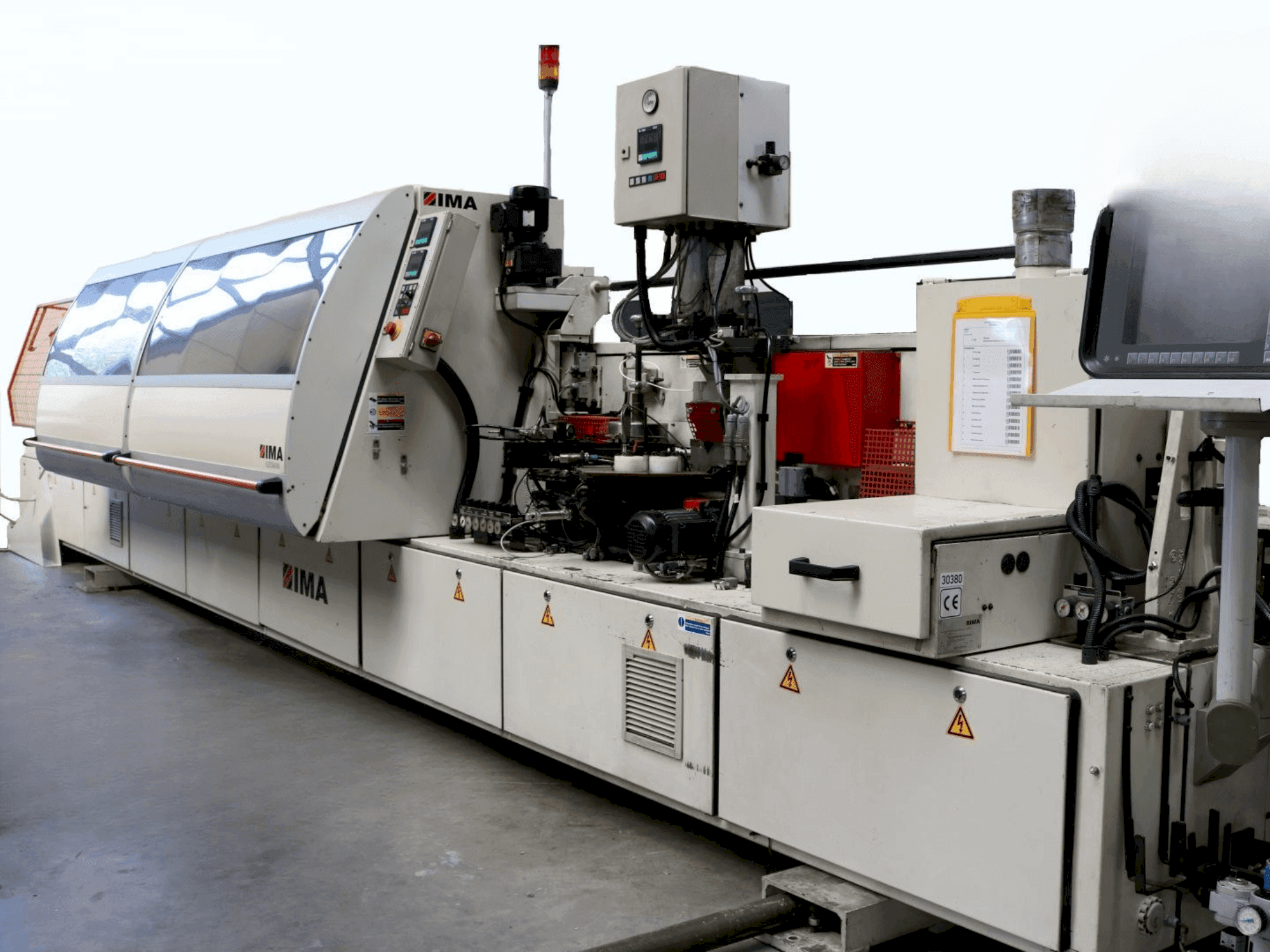 Frontansicht der IMA NOVIMAT/K/I/G80/821/R3 Maschine