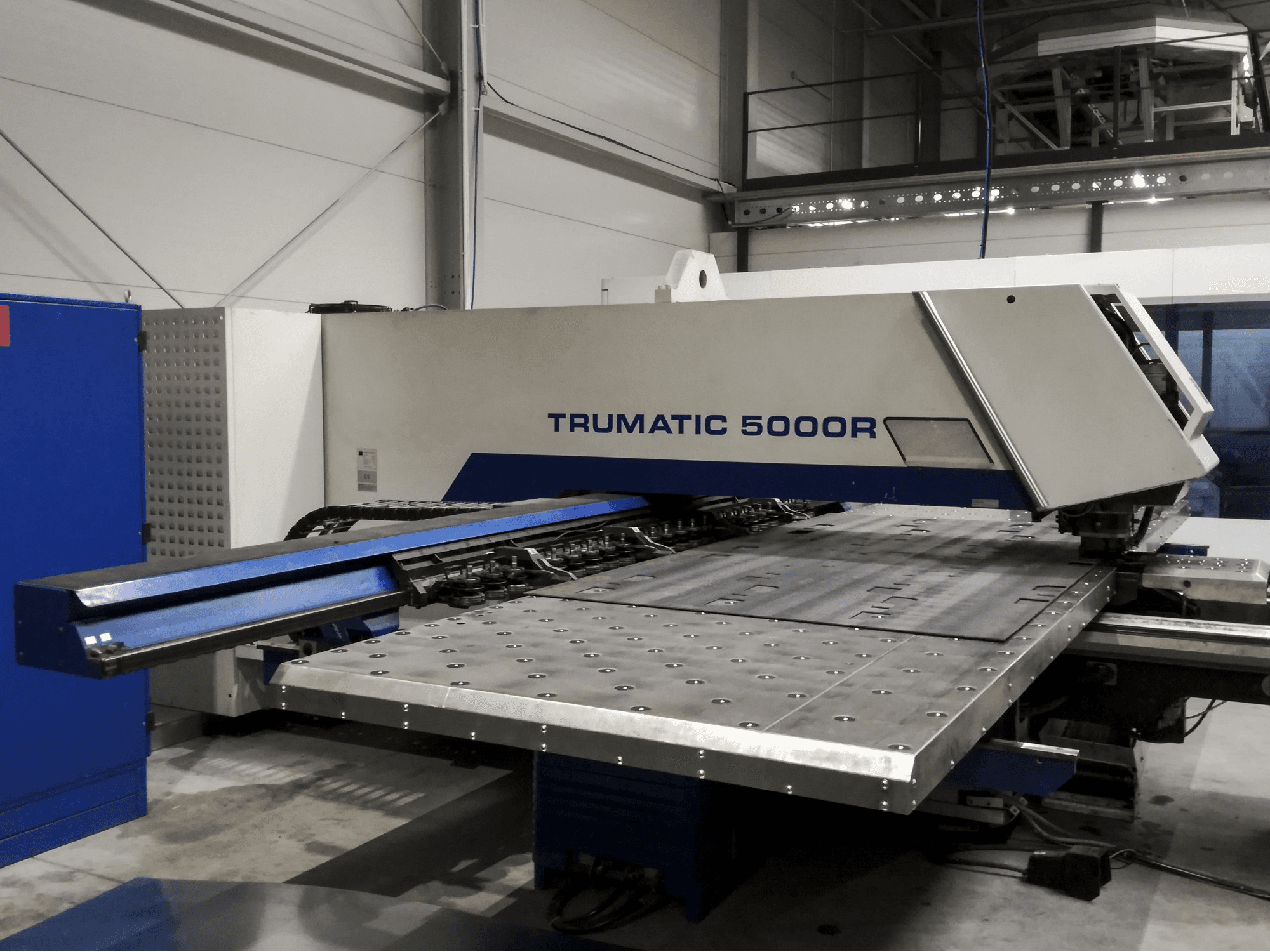 Linke Seitenansicht 1 der Trumpf Trumatic 5000 R Maschine