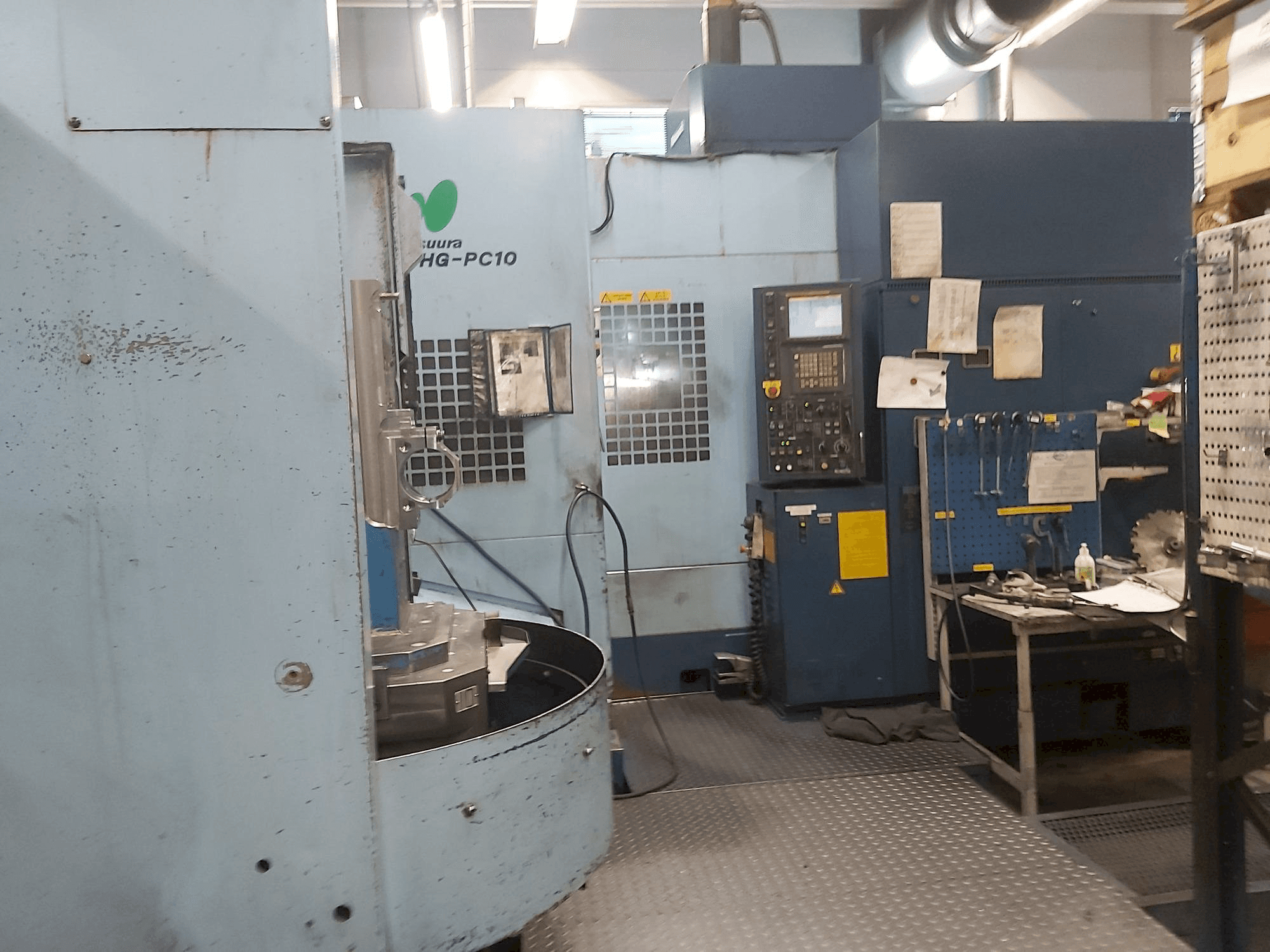Frontansicht der Matsuura MC-900HG Maschine