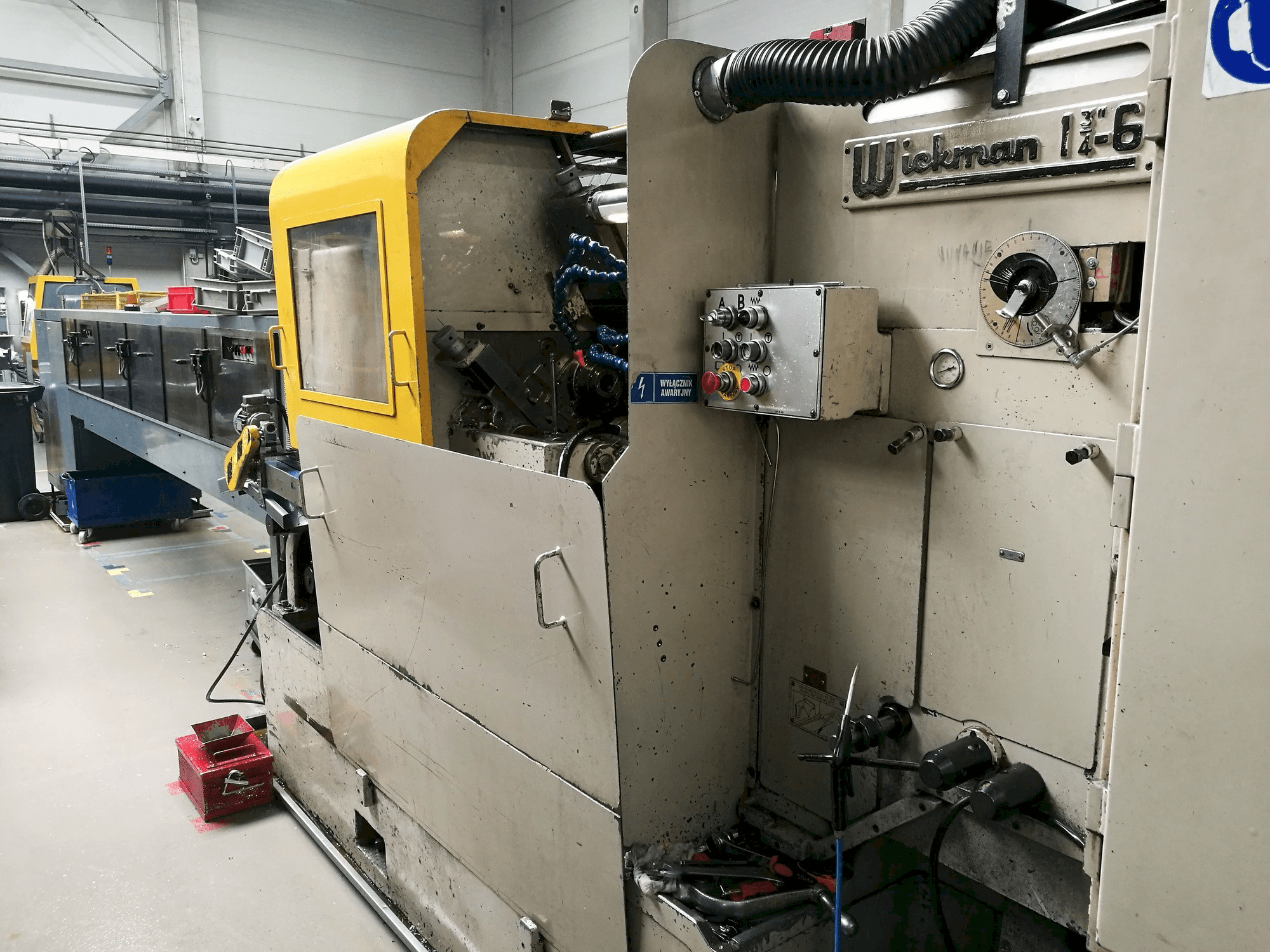 Frontansicht der Wickman 1 3/4"-6 Maschine