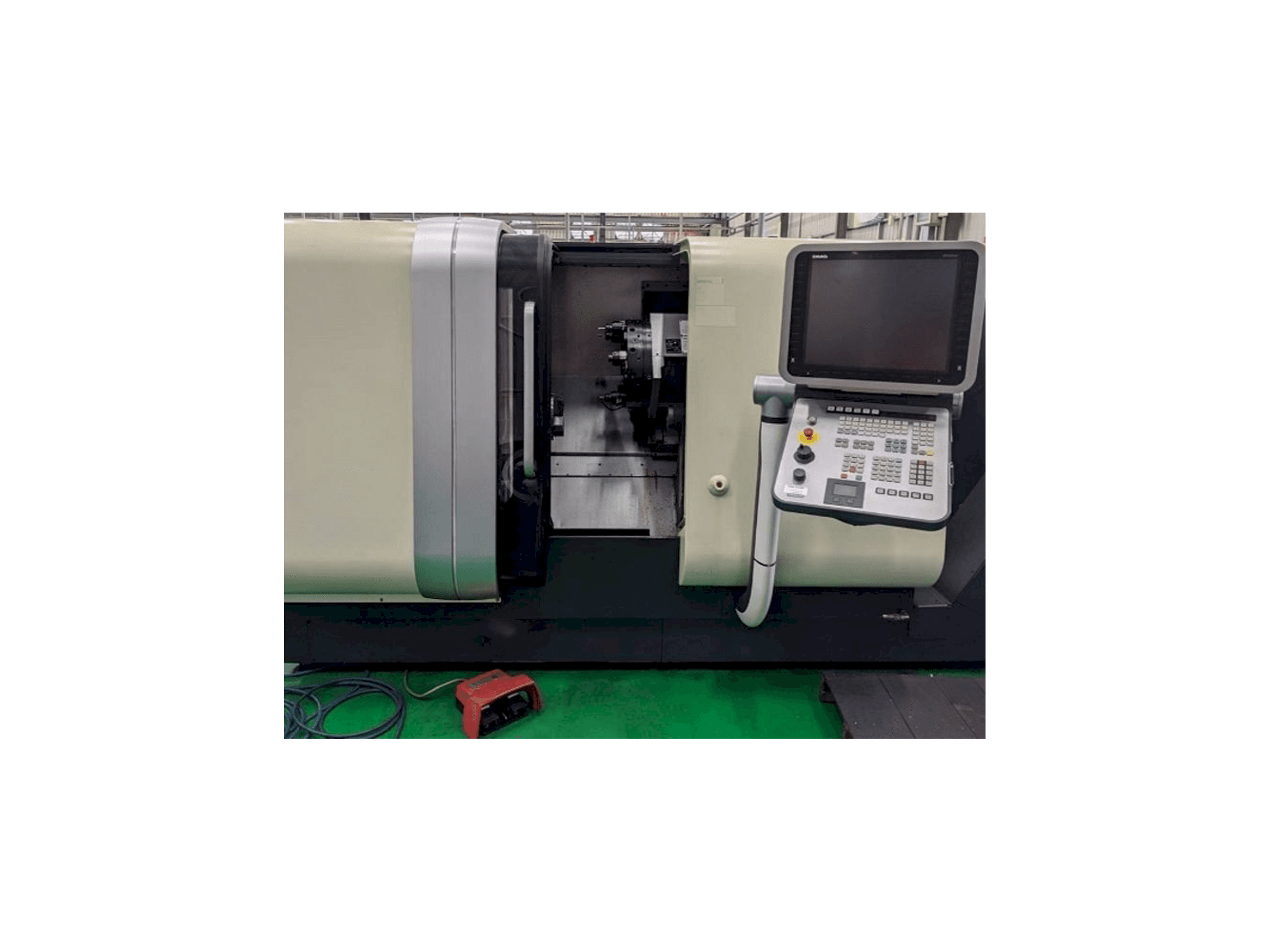 Frontansicht der Gildemeister CTX Alpha 300 Maschine