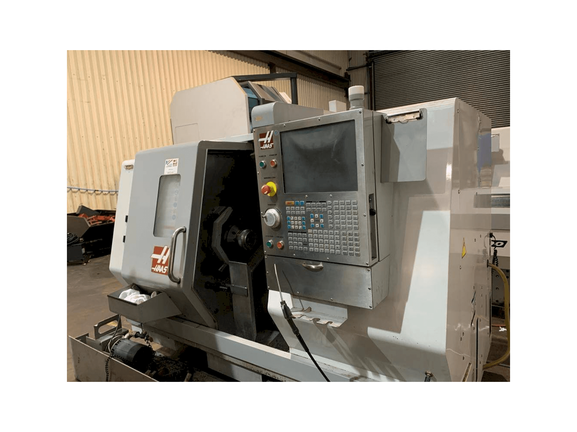 Frontansicht der HAAS SL-20 Maschine