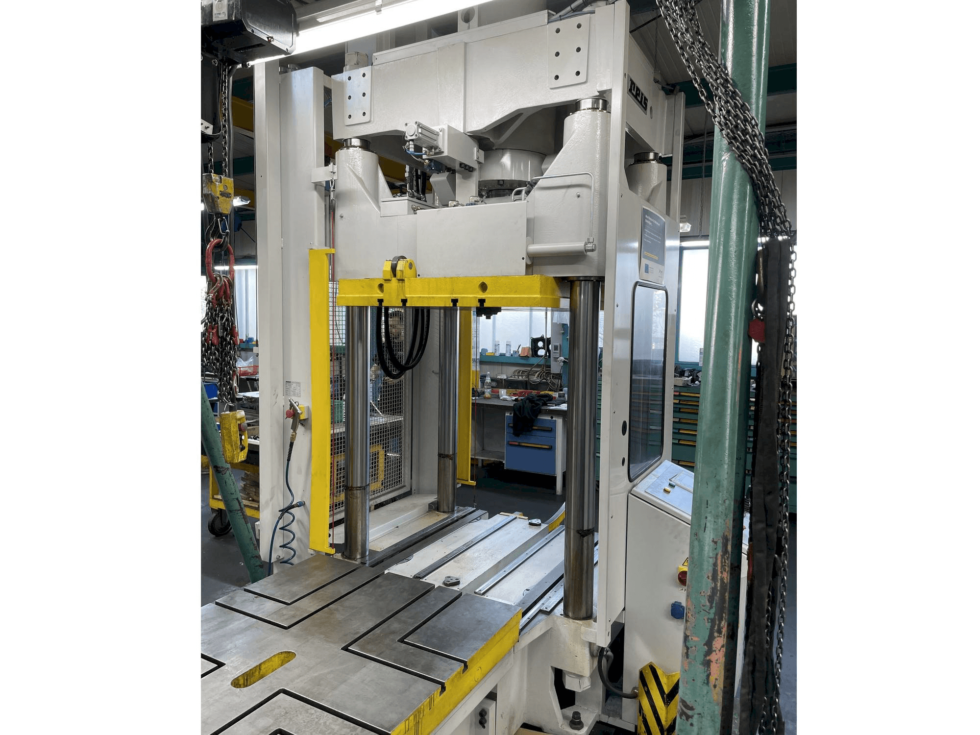 Frontansicht der Reis TUS 100 Maschine