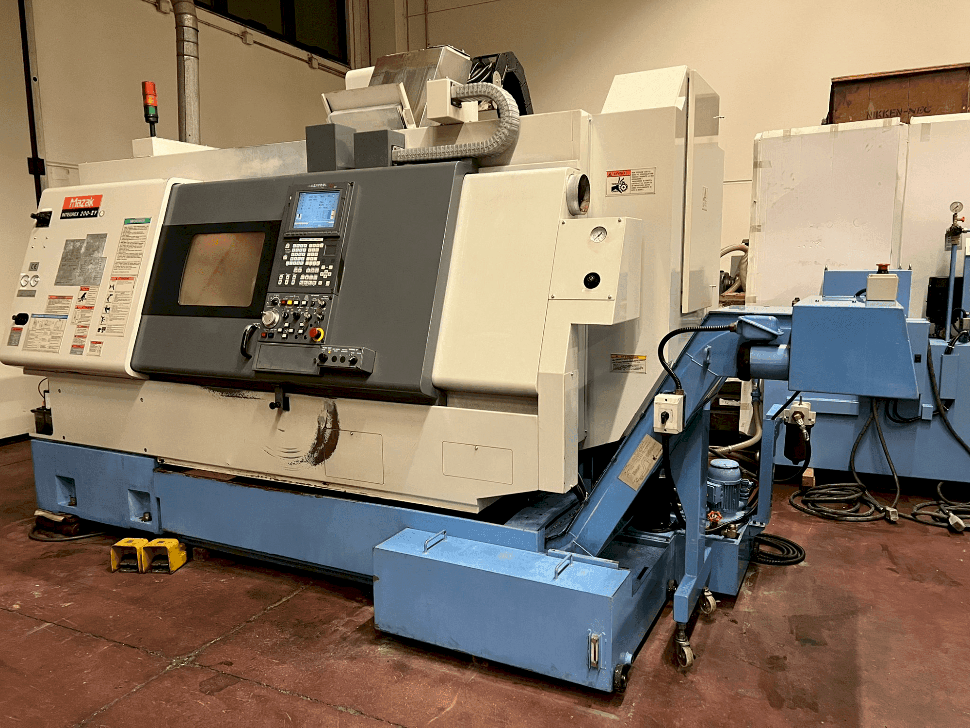 Frontansicht der Mazak Integrex 200 IIY Maschine