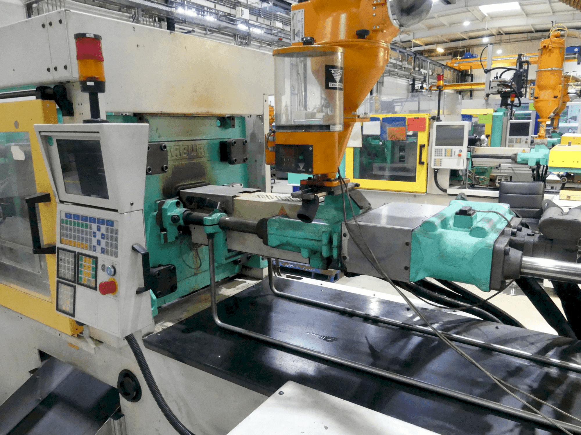 Frontansicht der Arburg 420C-1000-250 Maschine