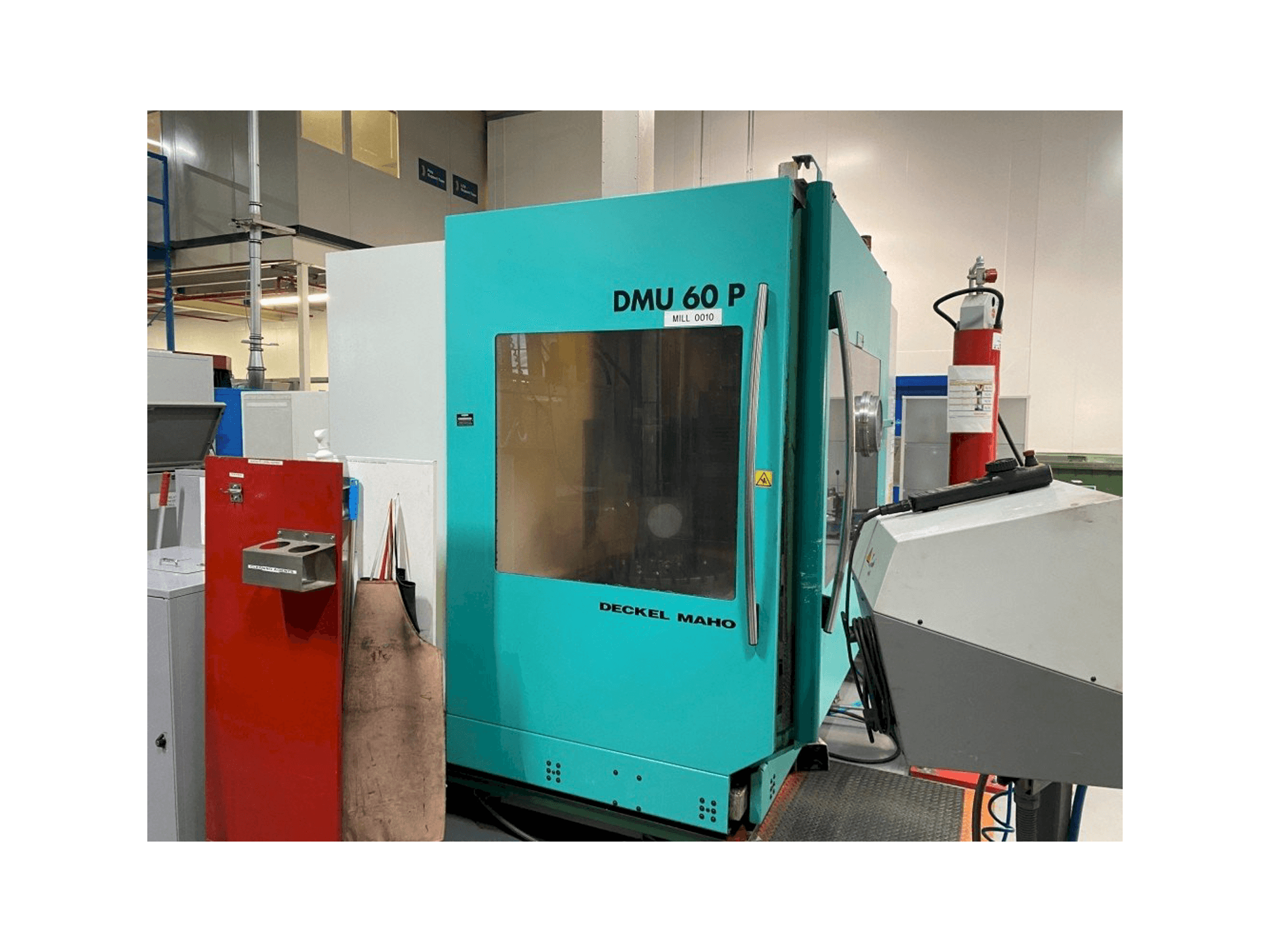 Frontansicht der DECKEL MAHO DMU 60P Maschine