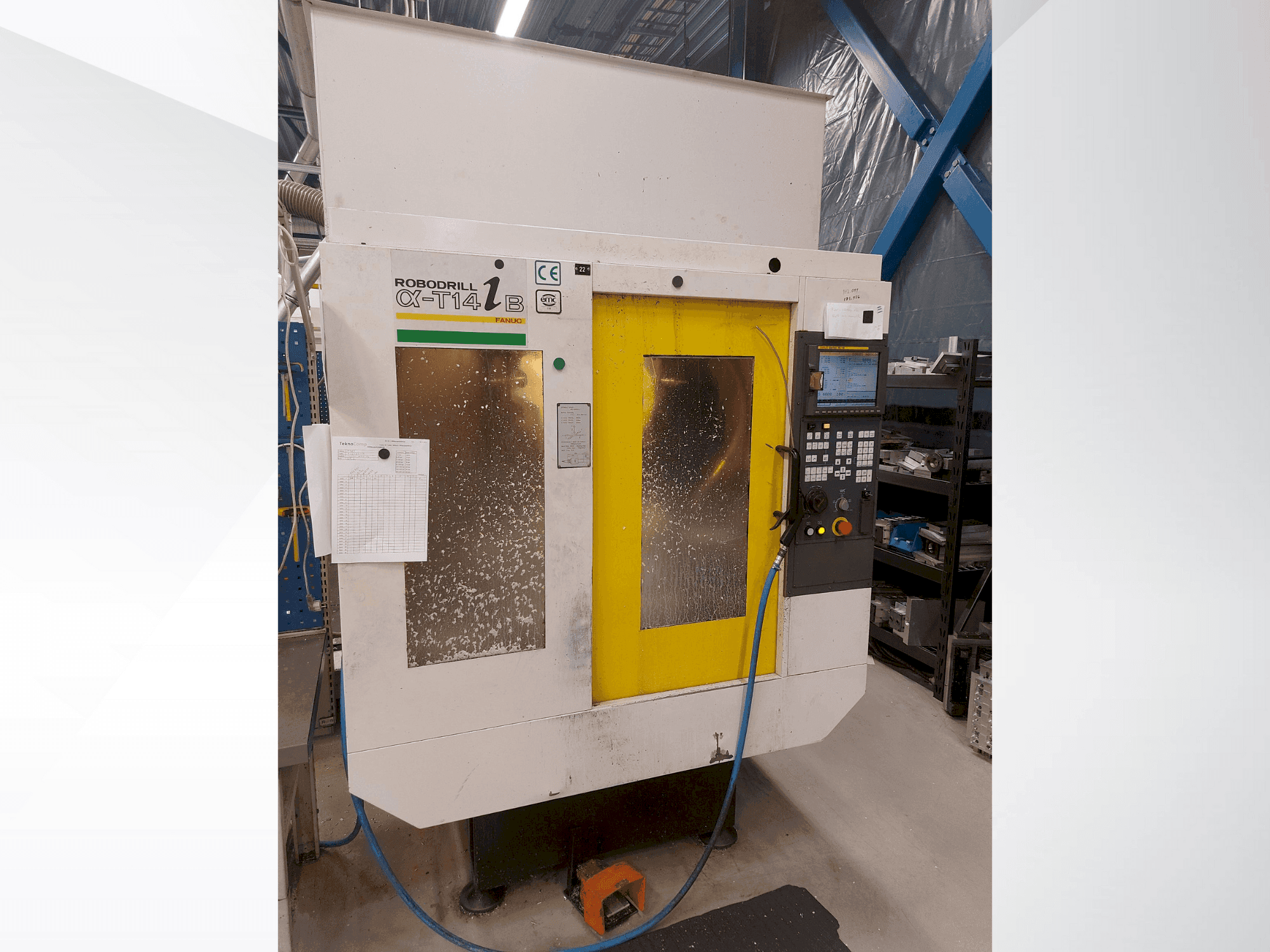 Frontansicht der FANUC Robodrill α-T14iB Maschine